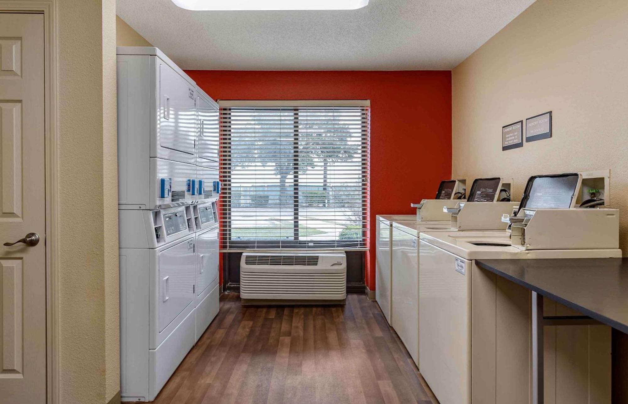Extended Stay America Suites - Houston - Med Ctr - Nrg Park - Kirby Экстерьер фото